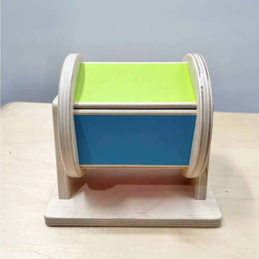 Lovevery Wooden Spinning Rainbow‎ Rattle Barrel Montessori Toy